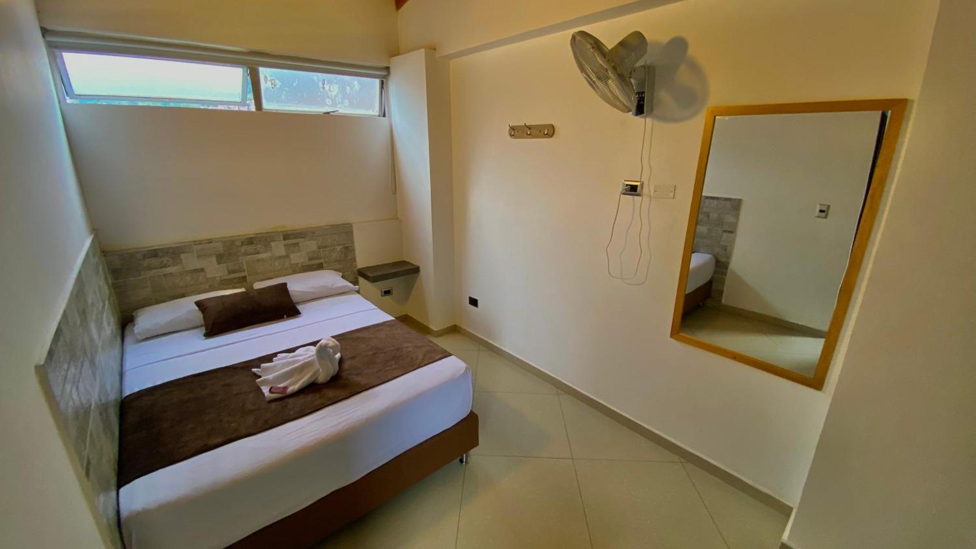 Hotel Buenos Aires Central Medellín Exteriör bild