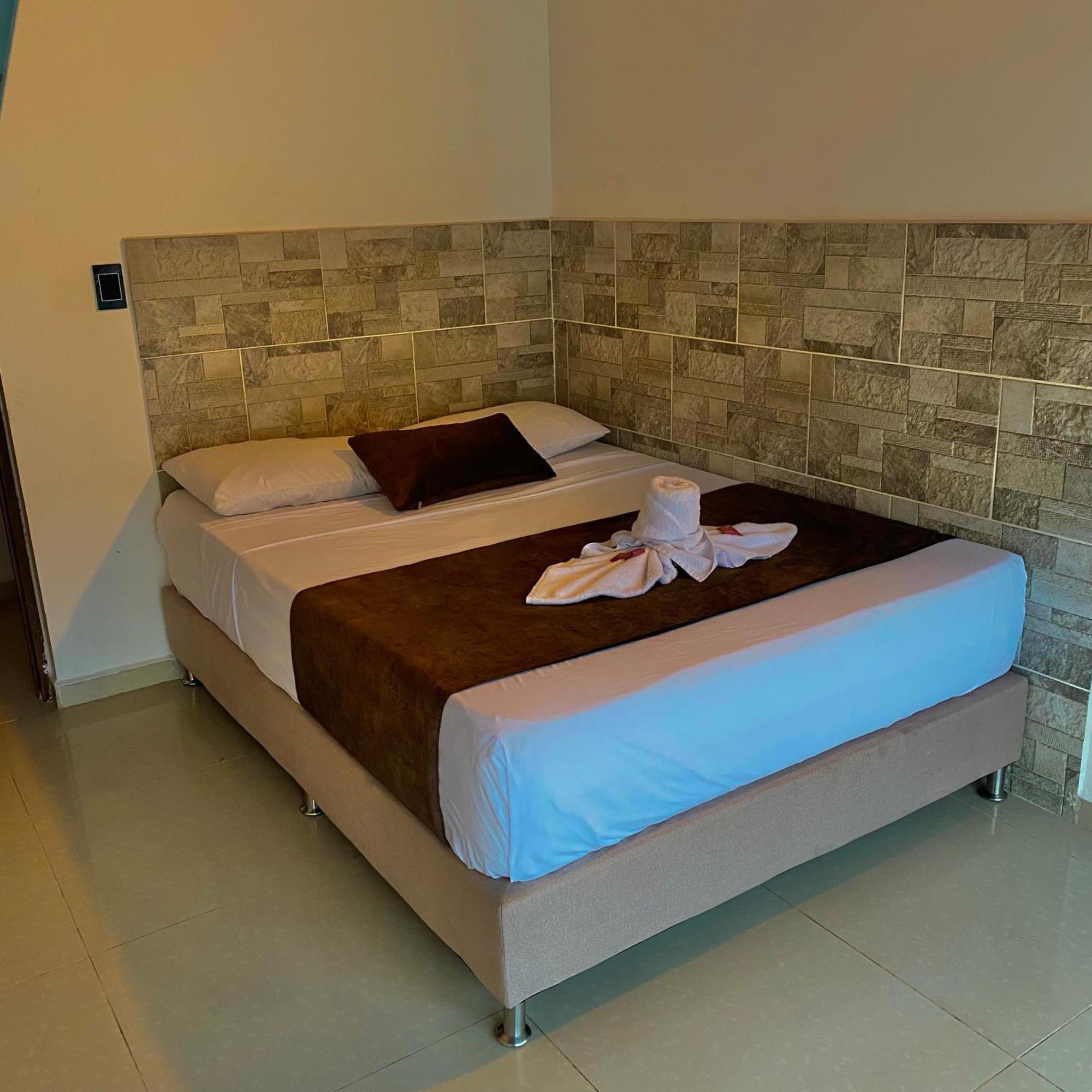 Hotel Buenos Aires Central Medellín Exteriör bild